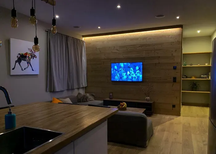 Maya, La Praz, Mont Blanc Chamonix