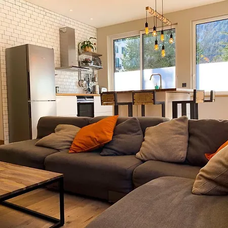 Maya, La Praz, Mont Blanc Apartment Chamonix